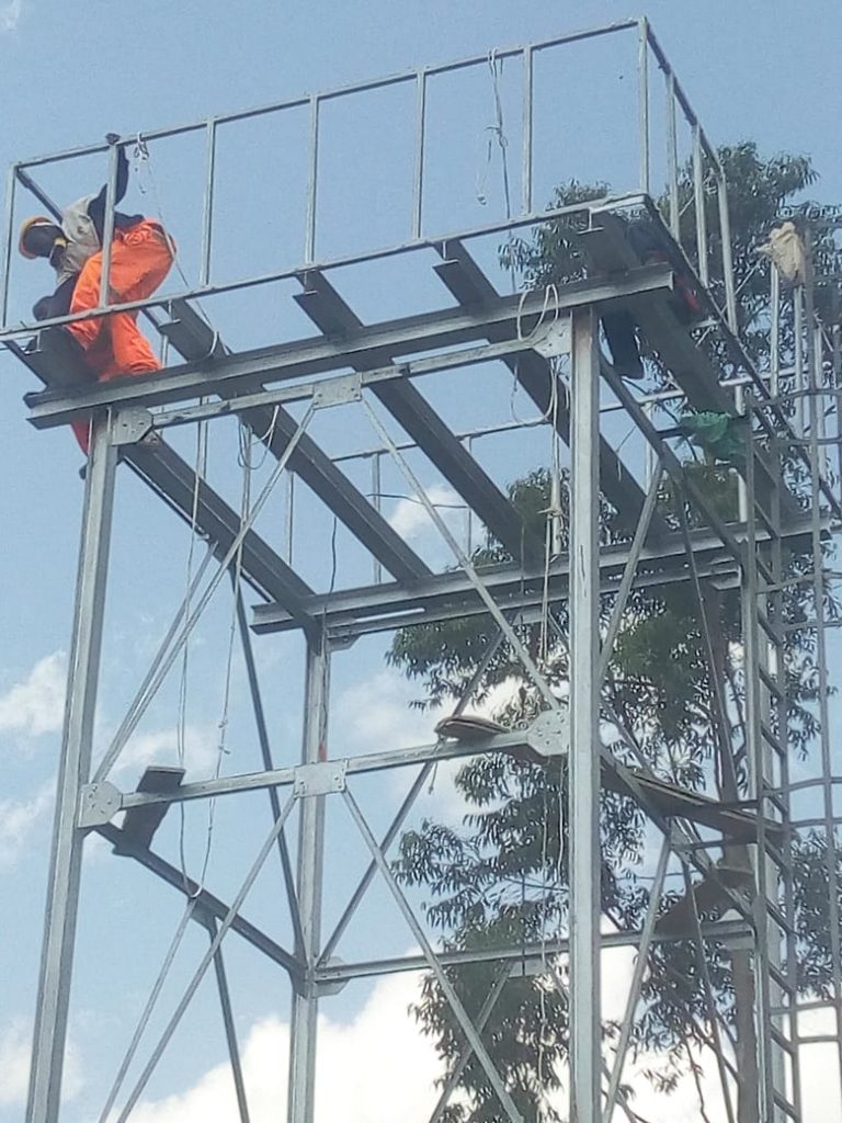steel water tower installation